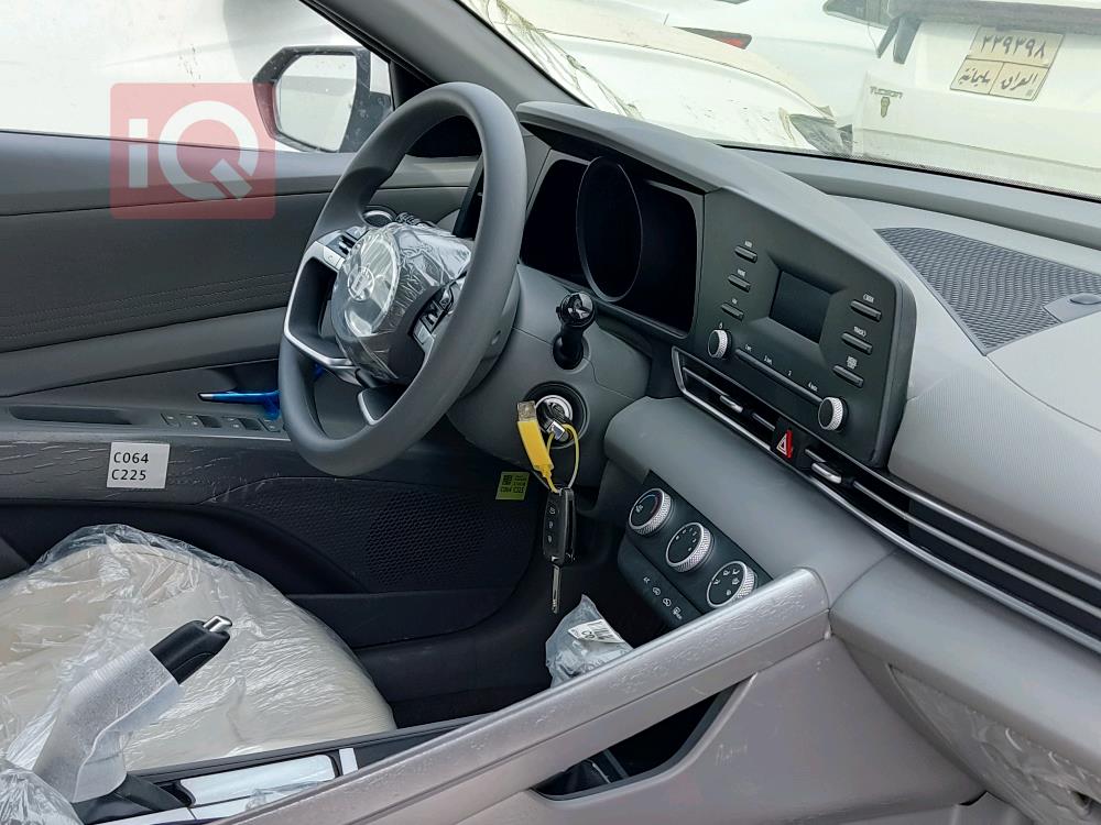 هیوندای ئەلەنترا